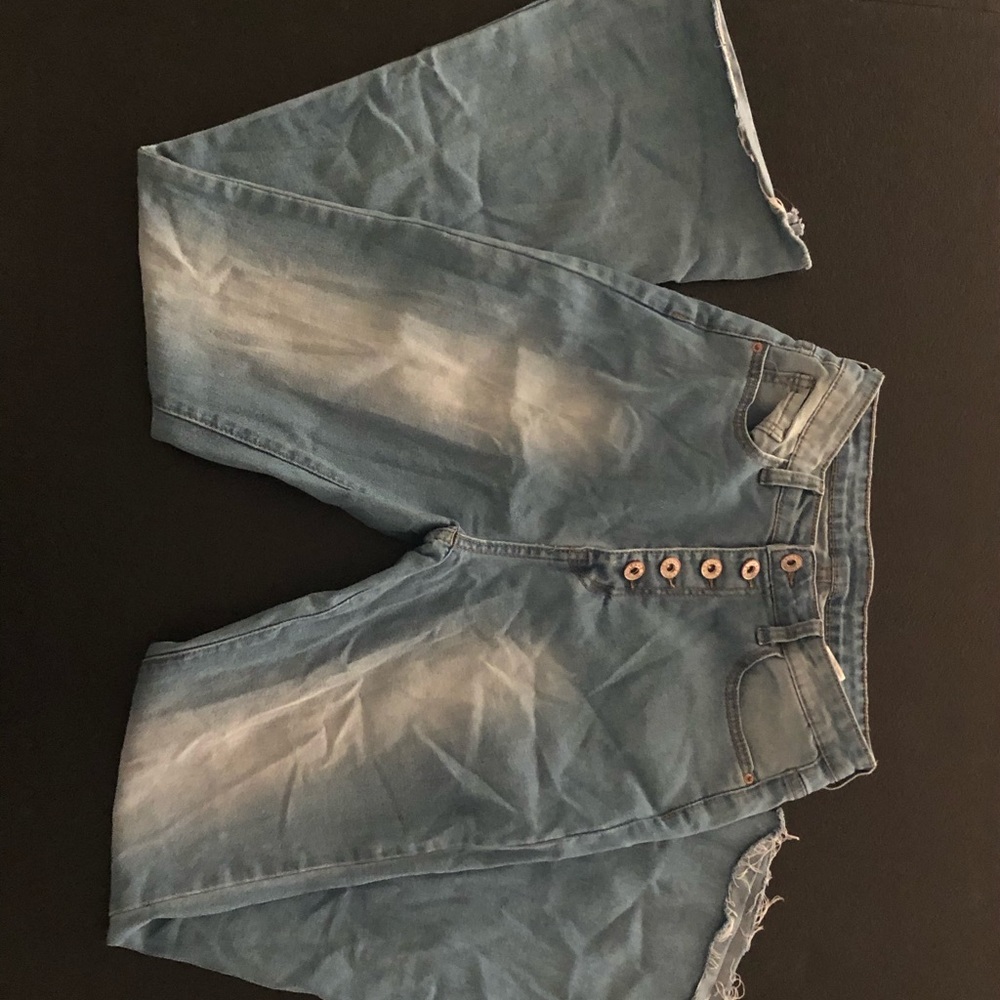 Bootcut, high waisted jeans